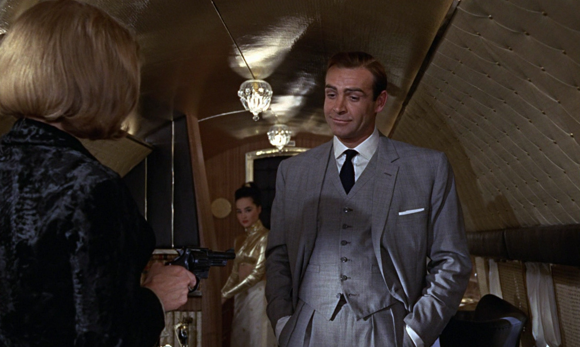 BondCapCon - You Were Expecting Someone Else?... - Page 13 Goldfinger